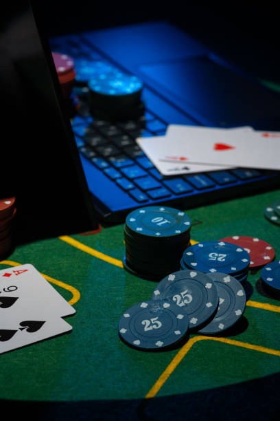 kikoto Gem Saviour live-dealer table on mobile screen
