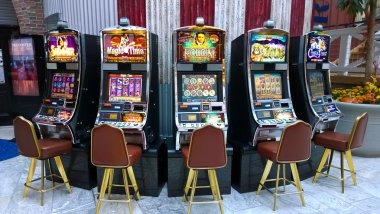 Push Gaming slot interface on kikoto mobile app